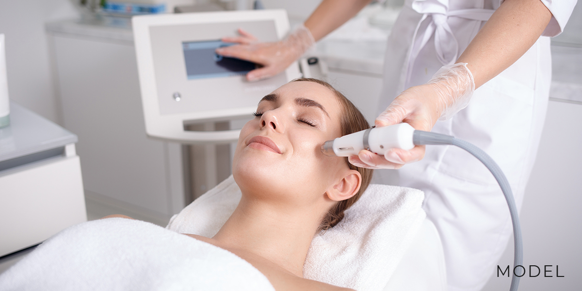 Models Reenact a Laser Facial Treatment Example